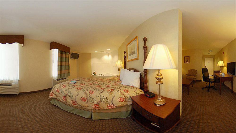 Best Western Adams Inn Quincy-Boston Exterior photo